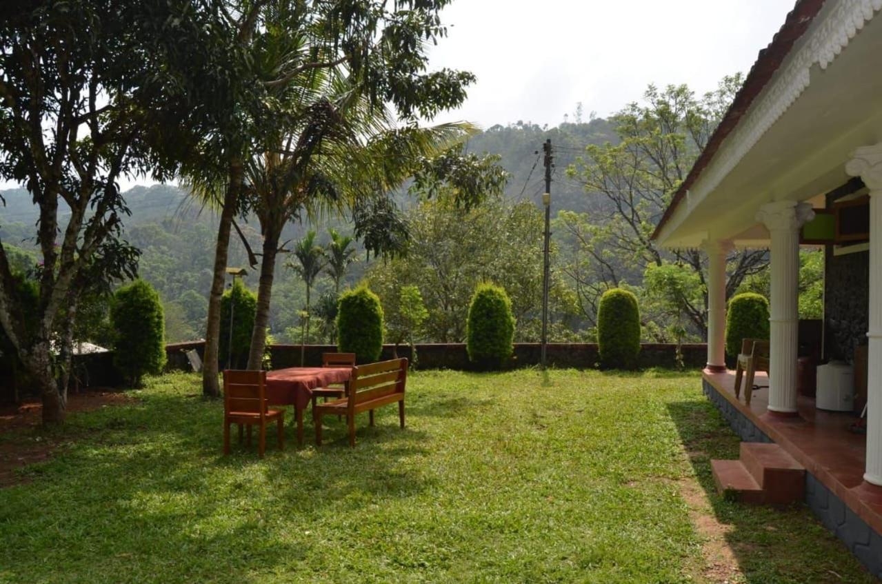 Cassells Jungle Resorts Vandiperiyār Exterior foto